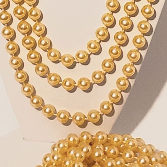 Orange beaded necklaces - Picture 3 of 3